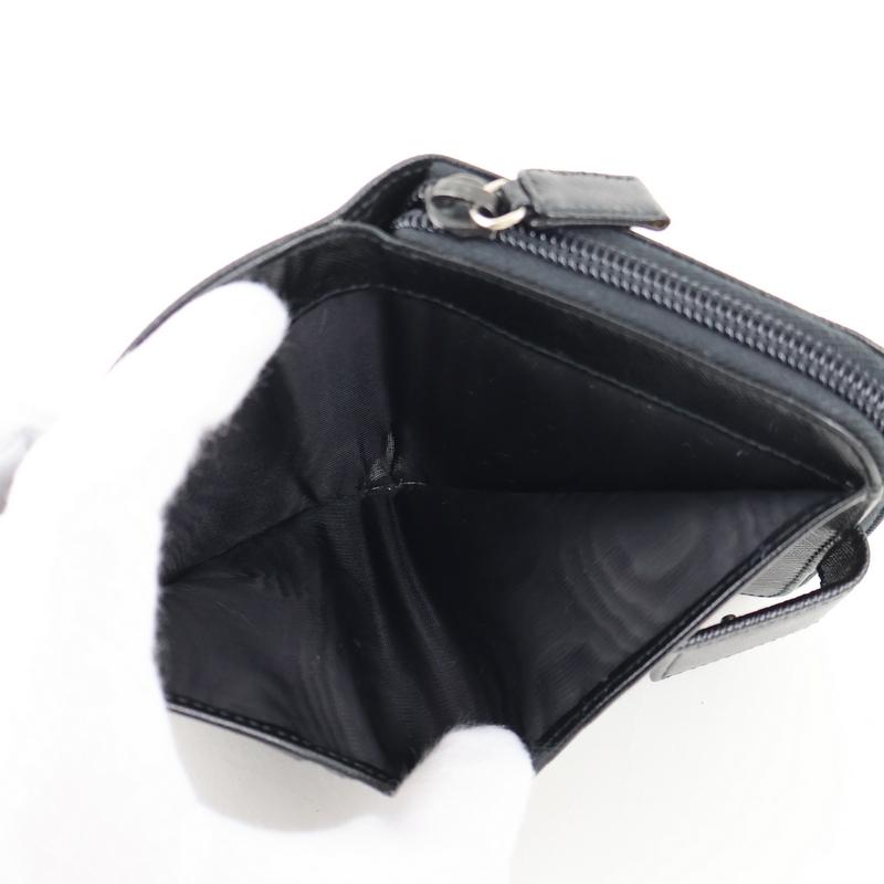 PRADA（プラダ） 財布 2つ折り財布 サフィアーノレザー コンパクト