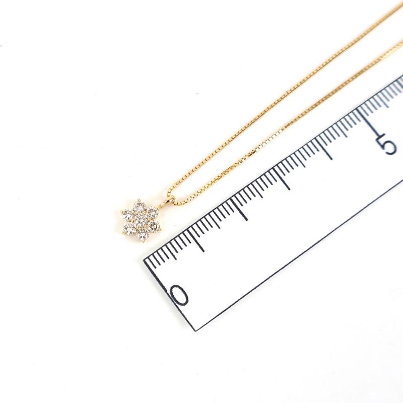 ESTELLE（エステール） ネックレス 18金 45cm ダイヤ 0.36ct フラワー