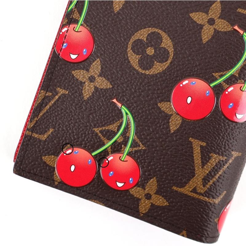 LOUIS VUITTON（ルイ・ヴィトン） パスポートケース モノグラム