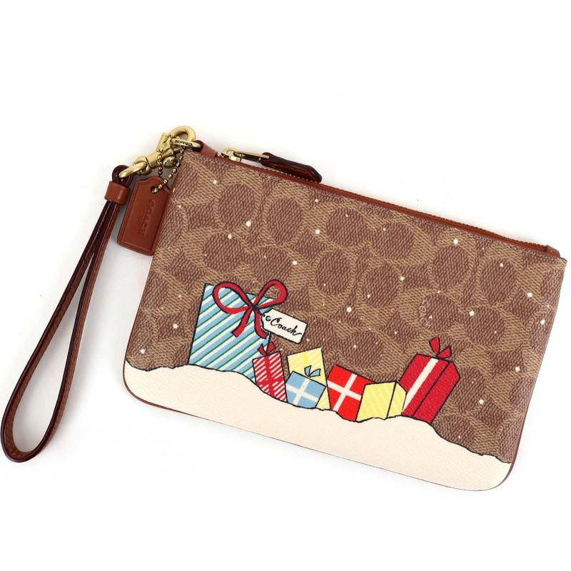 コーチ ポーチ エッセンシャル スモール リストレット・シグネチャー