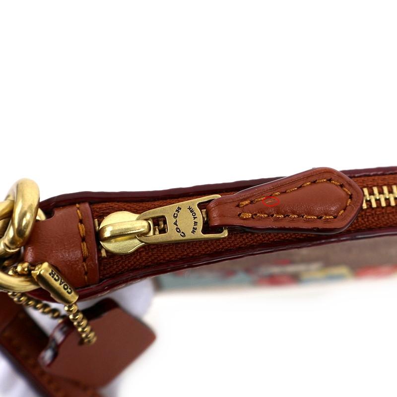 コーチ ポーチ エッセンシャル スモール リストレット・シグネチャー