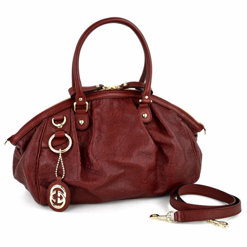 GUCCI レザー ショルダーバッグ　赤色　レア 希少レア】GUCCI 赤 レザー ショルダーバッグ