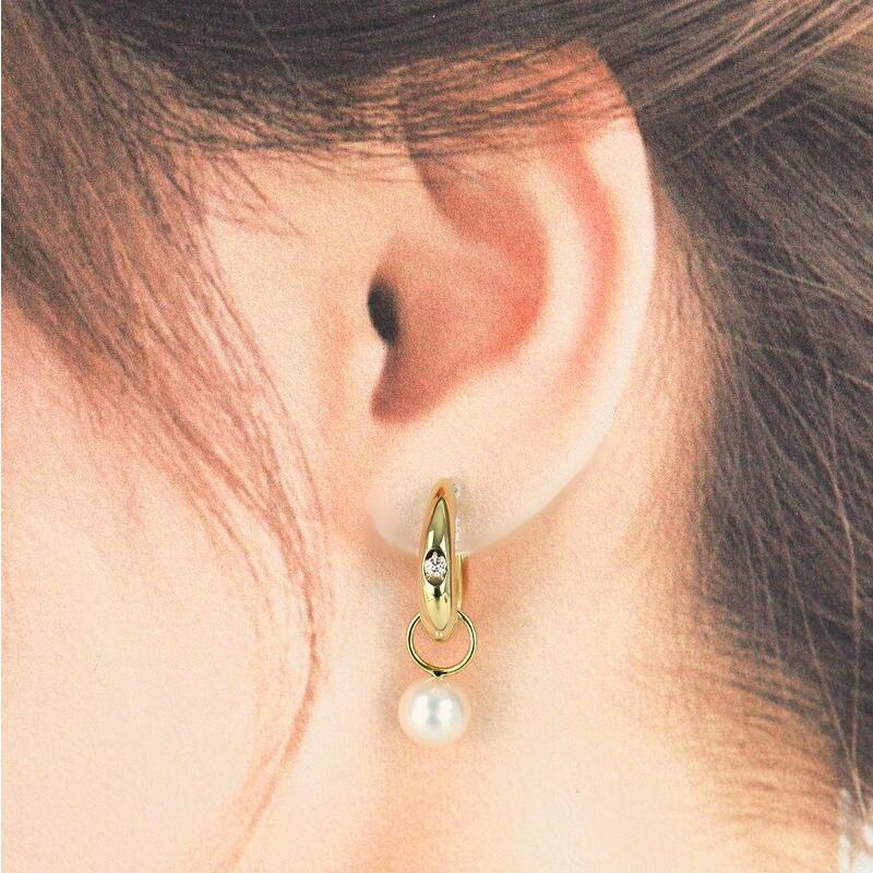 希少　MIKIMOTO ミキモト　ピクウェ　シェル.パール　イヤリングK18刻印 MIKIMOTO（ミキモト） イヤリング パール 7.7mm 7.8mm ダイヤ フープ