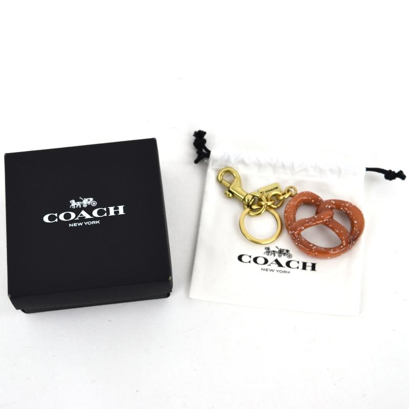 COACH コーチ バッグチャーム スモール プレッツェル バッグ COACH コーチ バッグチャーム スモール プレッツェル バッグ