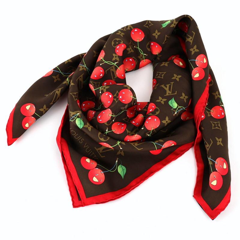 LOUIS VUITTON（ルイ・ヴィトン） スカーフ シルク100% ブラウン