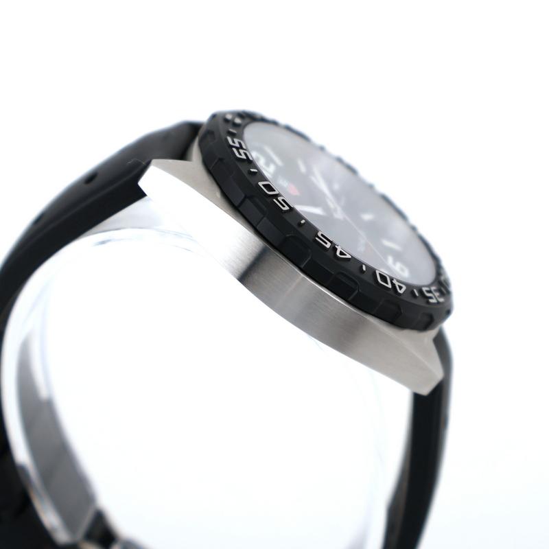 【希少】TAG Heuer Formula 1 ブラックラバーバンド 時計 タグ・ホイヤー フォーミュラ1 ーラグジュアリーウォッチ DLC