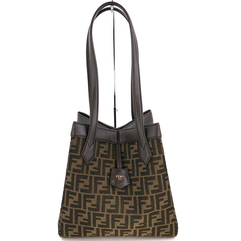 FENDI（フェンディ） バッグ Origami ミディアム 変形バッグ 巾着型