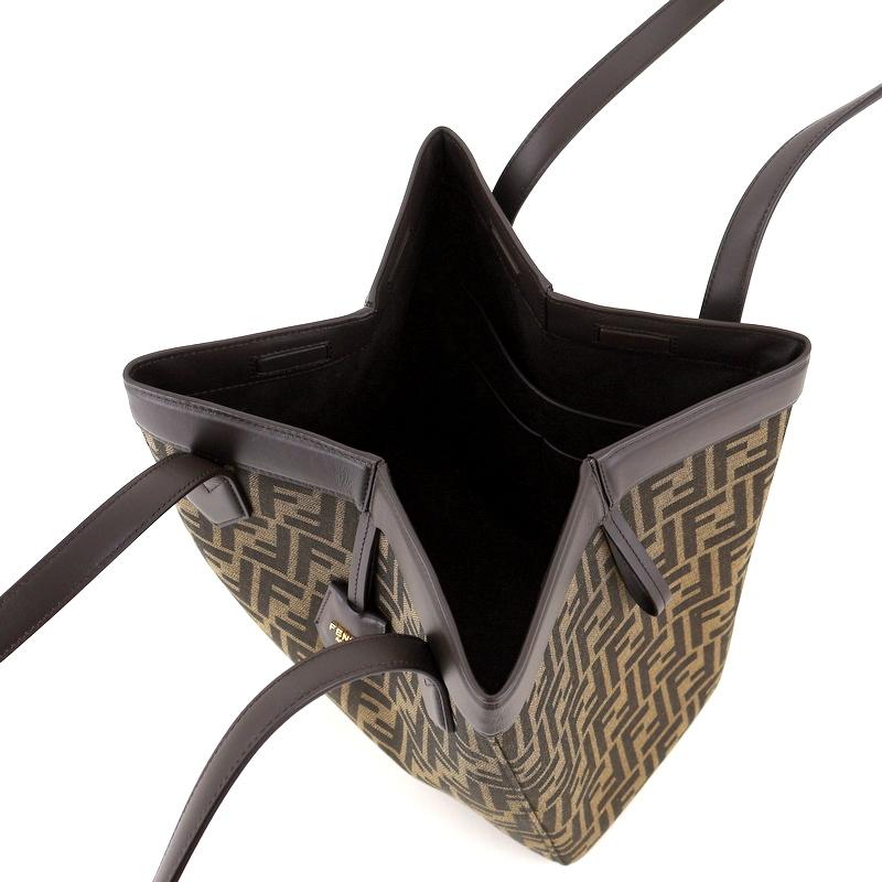 FENDI（フェンディ） バッグ Origami ミディアム 変形バッグ 巾着型