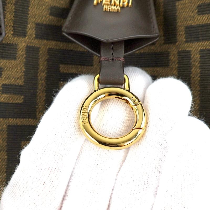 FENDI（フェンディ） バッグ Origami ミディアム 変形バッグ 巾着型