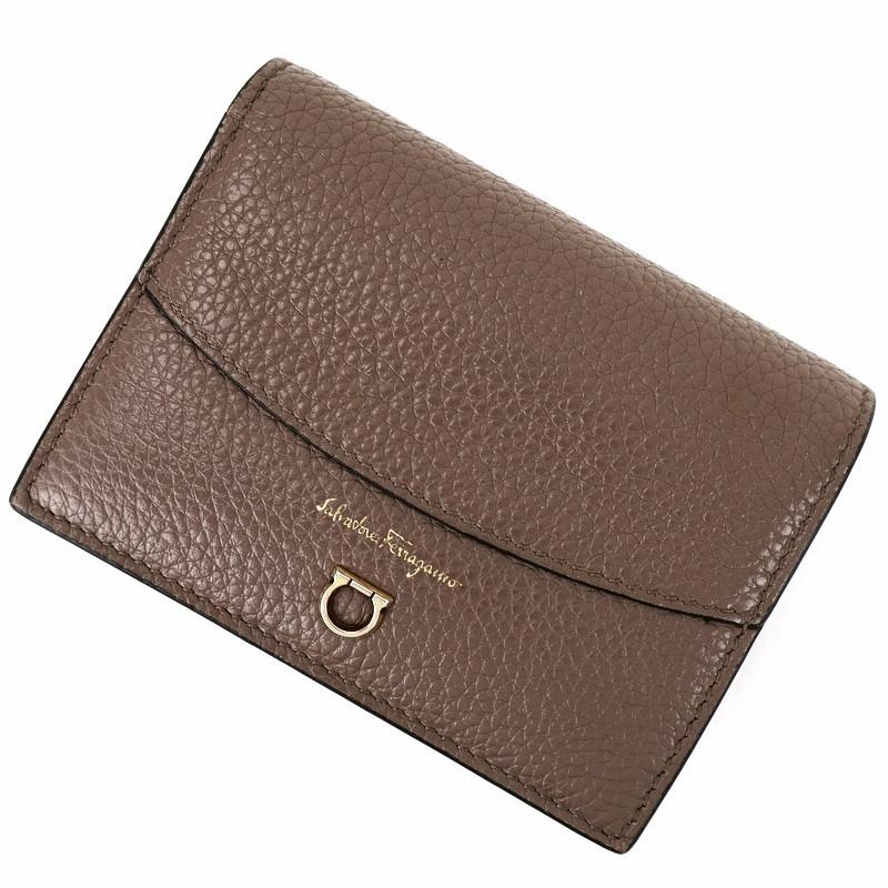 未使用 Salvatore Ferragamo レザー二つ折り財布　グレージュ FERRAGAMO フェラガモ 財布 グレージュ 二つ折り財布 レディース