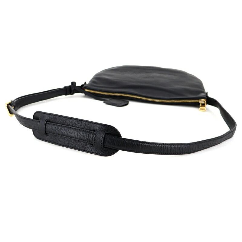 LOEWE（ロエベ） バッグ 中古 ショルダーバッグ レザー ブラック
