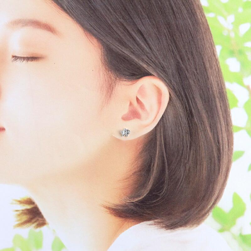 CARESSE D'ORCHIDEES PAR CARTIER カルティエ ピアス K18WG カレス