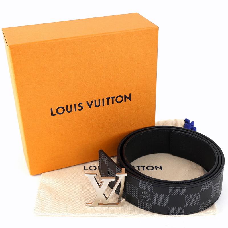 LOUIS VUITTON（ルイ・ヴィトン） メンズ ベルト LV イニシャル