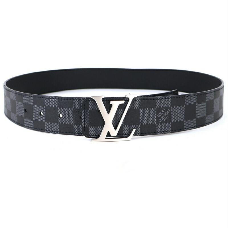 LOUIS VUITTON メンズベルトサイズ95両面使用可能です。グレーと紺色 LOUIS VUITTON（ルイ・ヴィトン） メンズ ベルト LV イニシャル