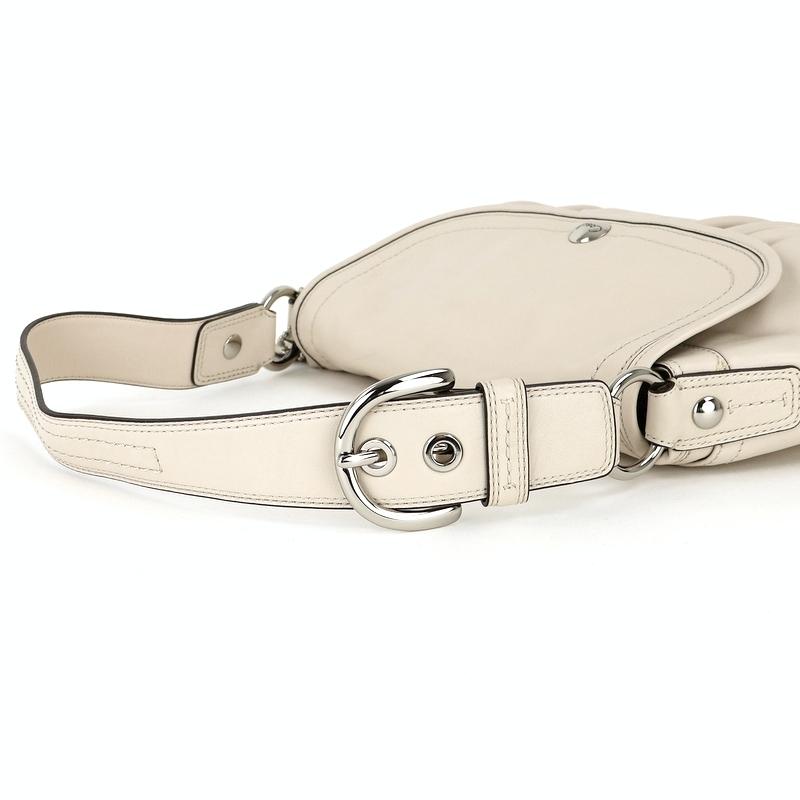COACH（コーチ） バッグ レディース ワンショルダー アイボリー レザー