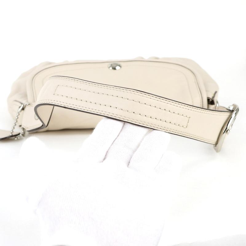 COACH（コーチ） バッグ レディース ワンショルダー アイボリー レザー