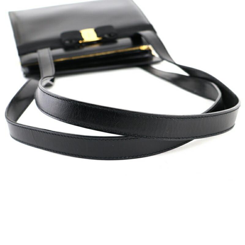 VARA（Salvatore Ferragamo） サルヴァトーレ フェラガモ バッグ