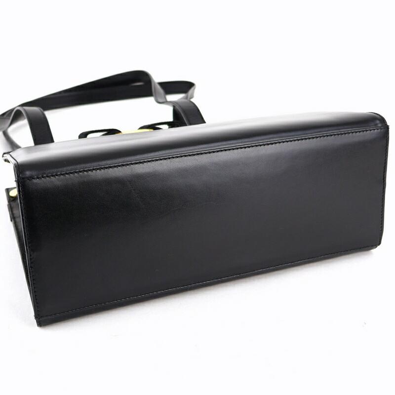 VARA（Salvatore Ferragamo） サルヴァトーレ フェラガモ バッグ