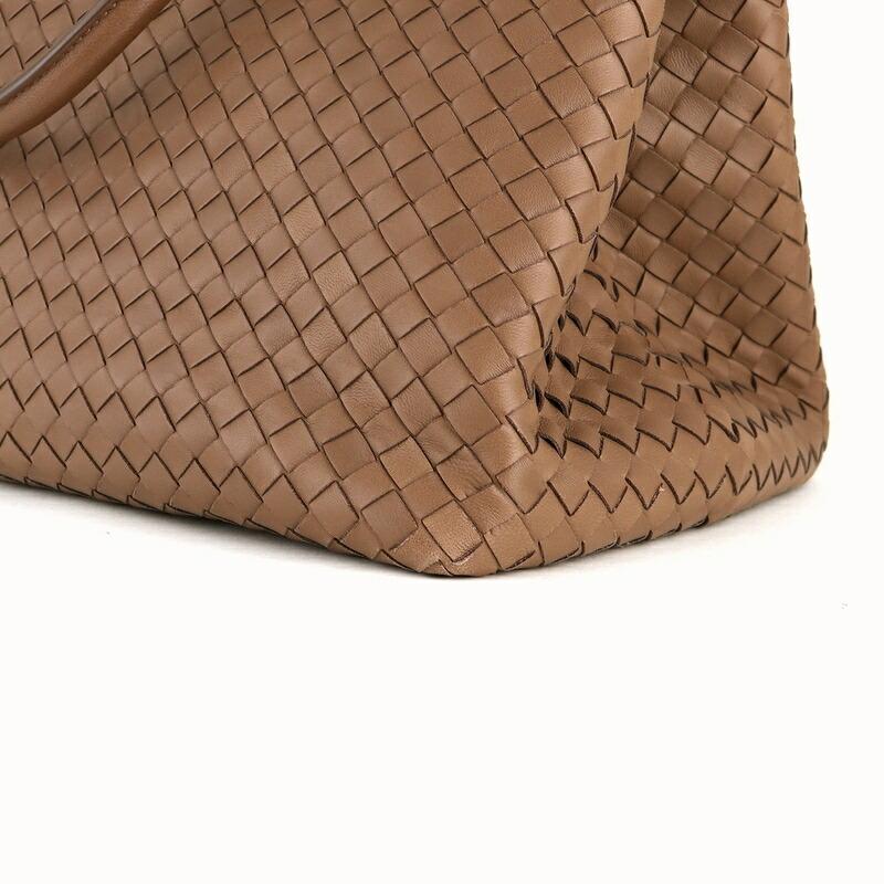 BOTTEGA VENETA（ボッテガ・ヴェネタ） トートバッグ ブラウン系