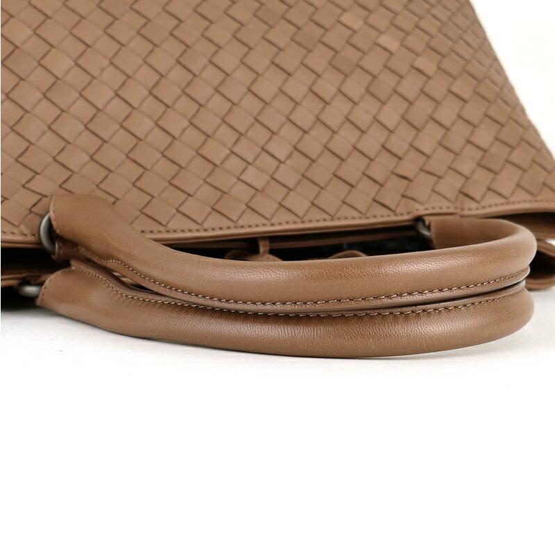 BOTTEGA VENETA（ボッテガ・ヴェネタ） トートバッグ ブラウン系