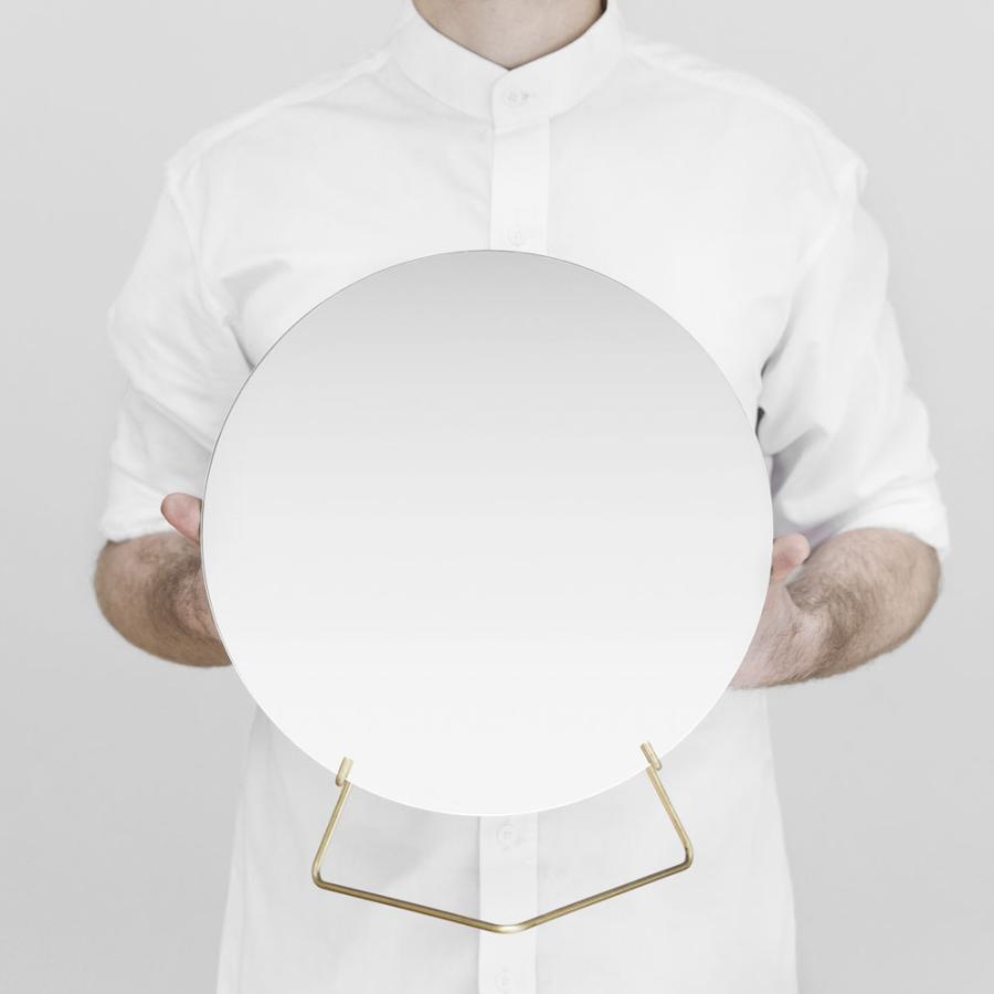 MOEBE ムーベ スタンディングミラー Φ30 (ブラス) ノマド NOMAD 卓上ミラー スタンドミラー 鏡 北欧インテリア モダン シンプル プレゼント 贈り物 おしゃれ | MOEBE | 03