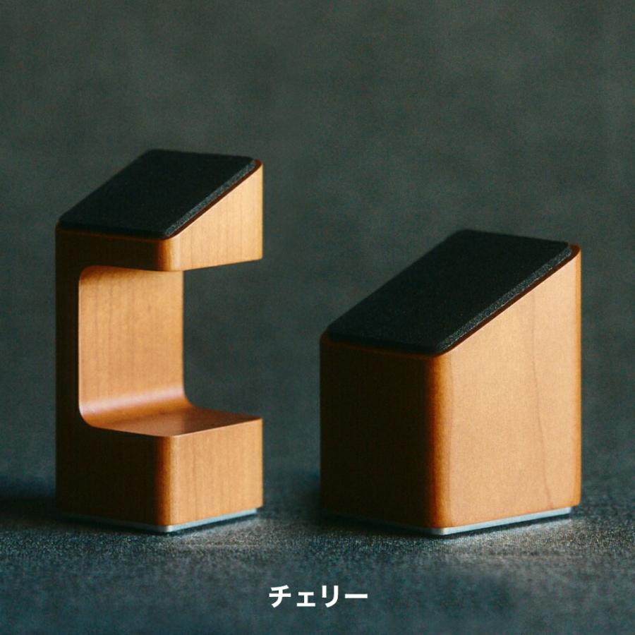 《全3色》M.SCOOP D.Watcher M 腕時計スタンド ＋ Mobile catcher: N スマホスタンド 同色セット ミマツ工芸 ギフト 木製 天然木 木目 日本製 | M.SCOOP | 17