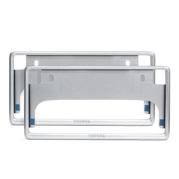 トヨタ　ヴォクシー70.80 ナンバーフレーム　セット　給油口カバー トヨタ ヴォクシー70.80 ナンバーフレーム セット 給油口カバー トヨタ