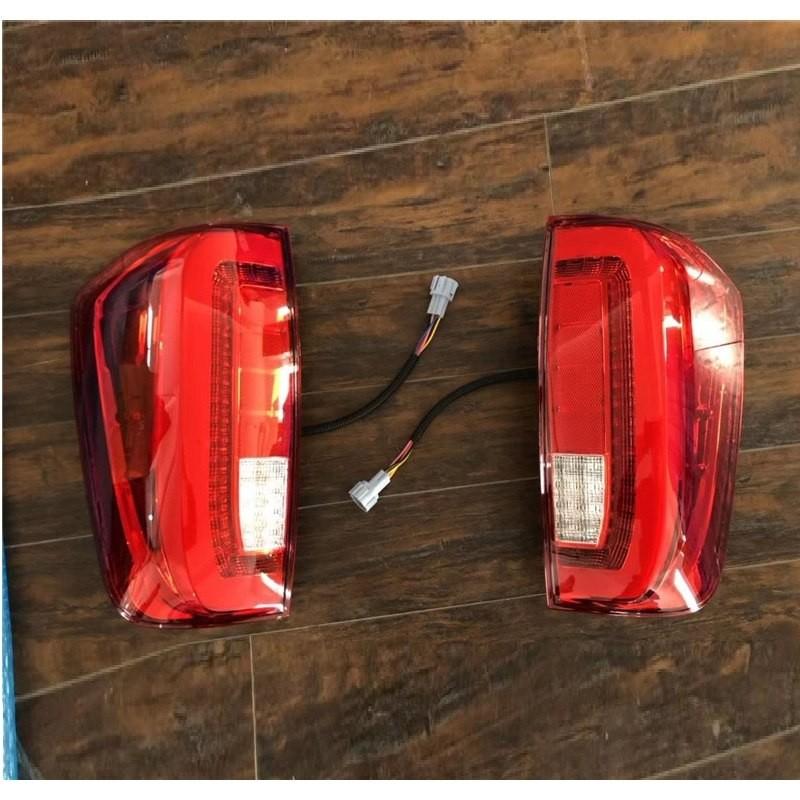 リバースデイライト 尾っぽ照明ランプ 日産 ナバラ NP300 2015-2018 自動小銃飾りつけ LEDうしろ側パーキング  相応う LED折りかえし合図 赤 ライト、レンズ-自動車-LED