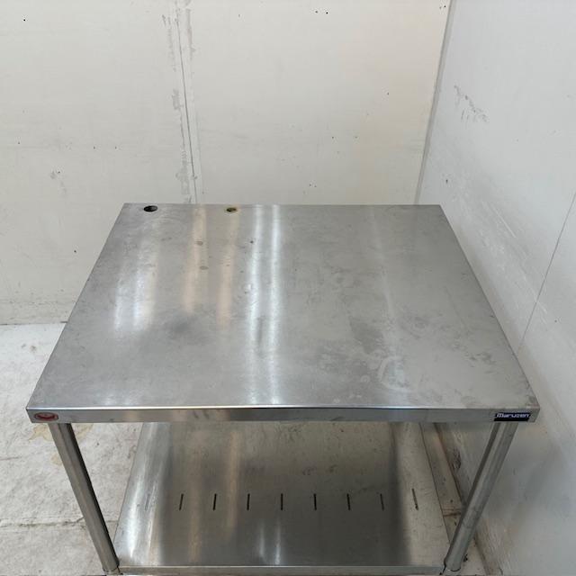 中古品 作業台(1000mm×650mm)お売りします。