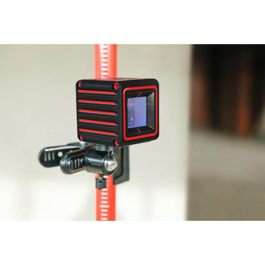 3%OFF レーザー墨出し器 ハイパーキューブ1V1H 金属製固定用 3%OFF レーザー墨出し器 ハイパーキューブ1V1H 金属製固定用