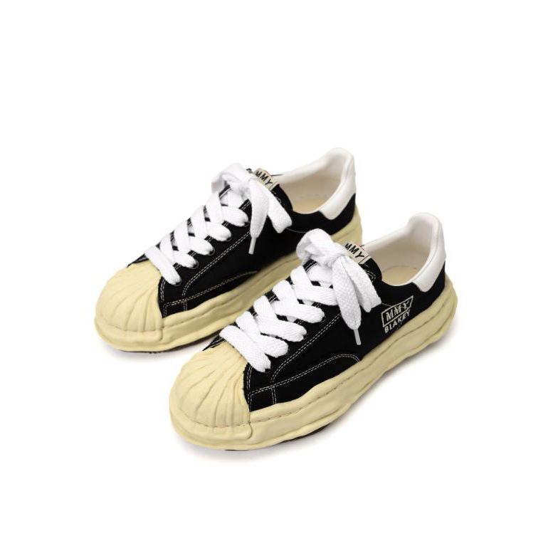 メゾン ミハラヤスヒロ / Maison MIHARA YASUHIRO 【BLAKEY / ブレイキー】 オリジナルソールスニーカー / VL OG Sole Canvas Low-top Sneake -  BLACK - A09F…の画像