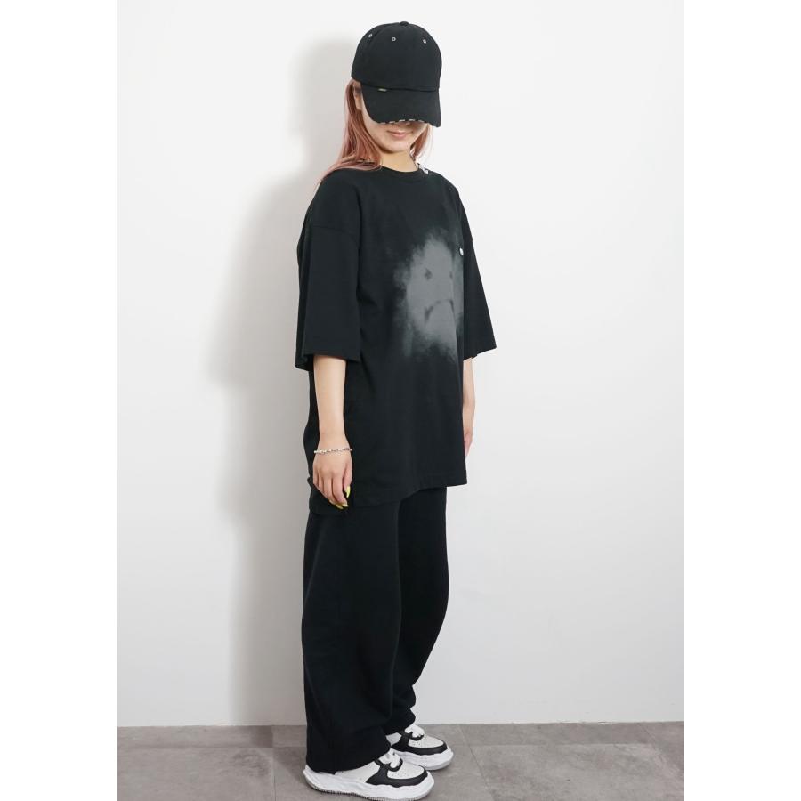 メゾン ミハラヤスヒロ / Maison MIHARA YASUHIRO 【ジョングク着用】 オリジナルソールスニーカー "WAYNE" OG Sole LEATHER Low-top Sneaker - BLACK×WHITEの画像