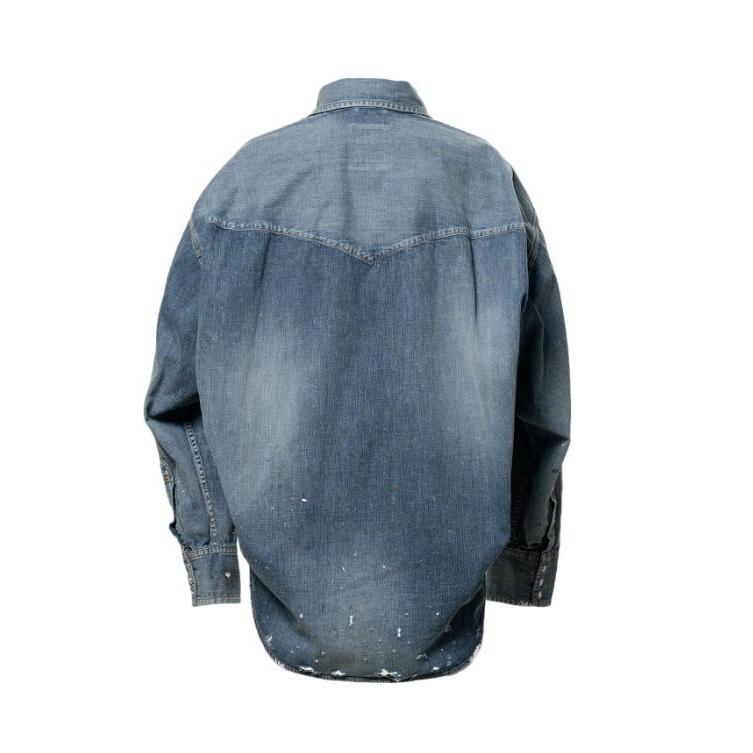 メゾン ミハラヤスヒロ / Maison MIHARA YASUHIRO キッズ ステッカー プリント デニム シャツ | Kids Sticker Printed Denim Shirt - INDIGOの画像
