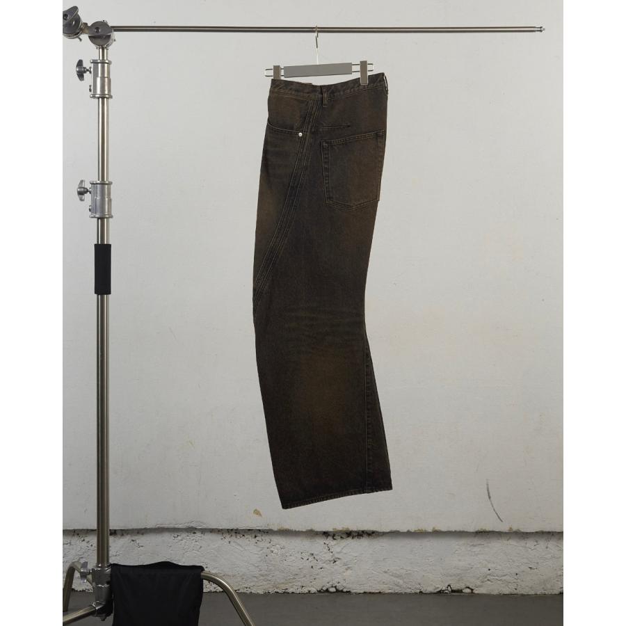NVRFRGT ネヴァーフォーゲット 3D TWISTED WIDE LEG JEANS (MUD