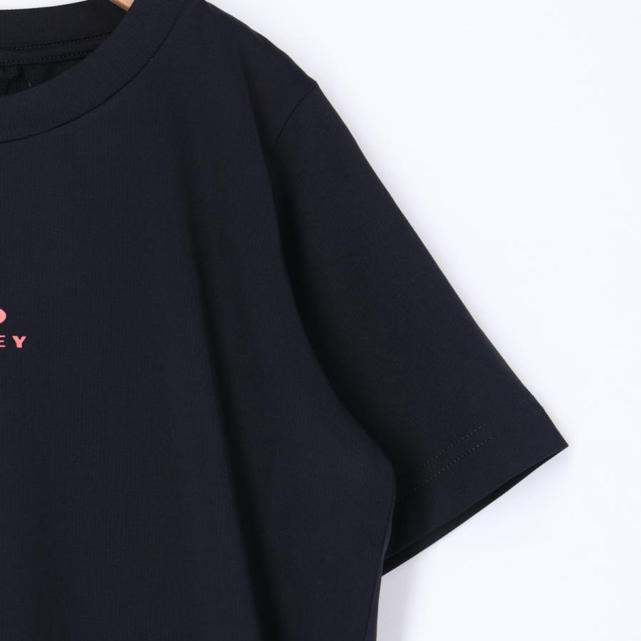 オークリー。半袖2、半ズボン2、冬用ズボン1、長袖チャック付き2 OAKLEY（オークリー） Tシャツ ハーフパンツ 上下 ジュニア
