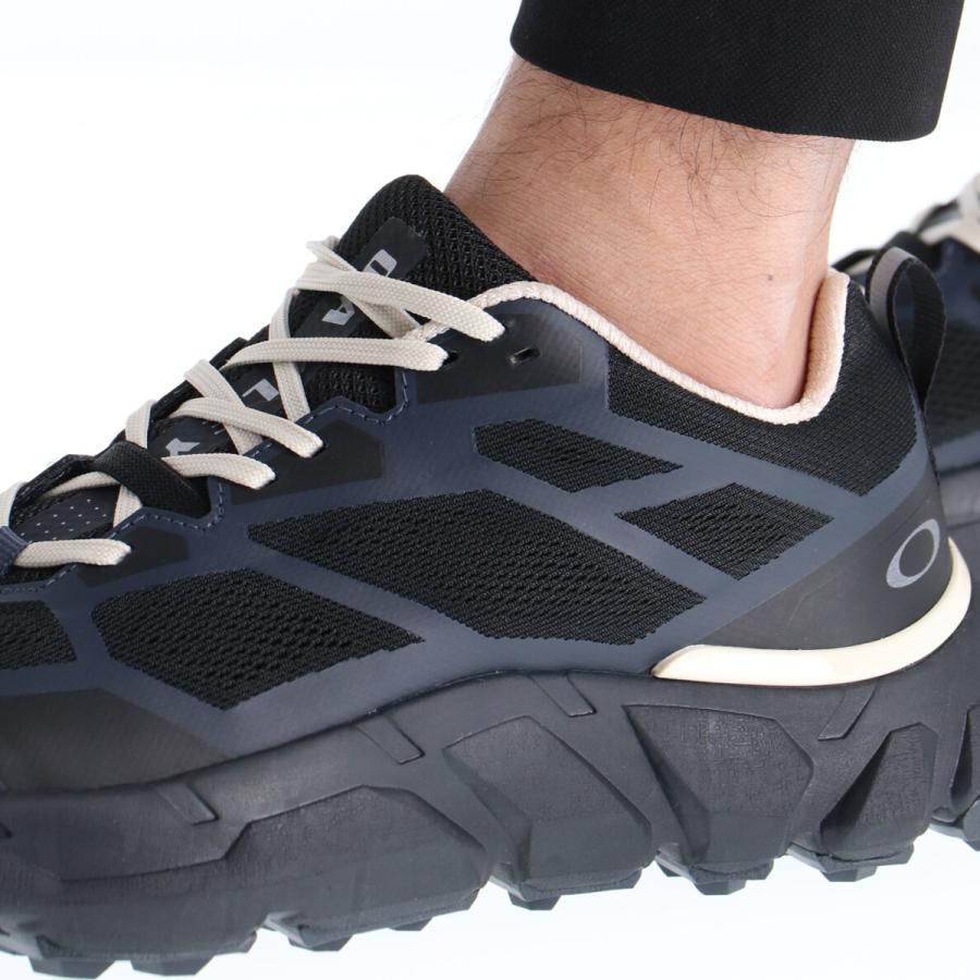 OAKLEY（オークリー） スニーカー メンズ ブランド ライトブレス Light