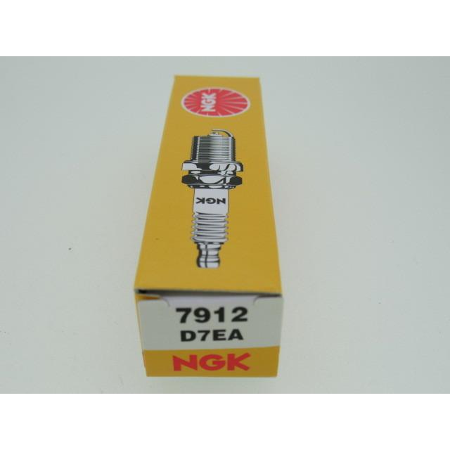 送料無料 D7EA NGKスパークプラグ 1セット ヤマハ XT400/シグナスXC180/プラグ プラグコード NGK 7912 D7EA