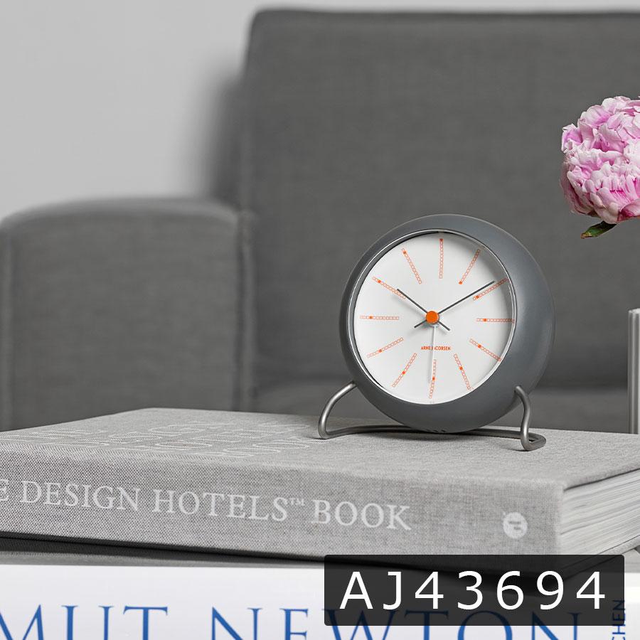 【正規品】アルネ ヤコブセン 時計 テーブルクロック バンカーズ シティーホール ステーション ローマン LK 置き時計 目覚し時計 ARNE JACOBSEN 高級 | ARNE JACOBSEN | 19