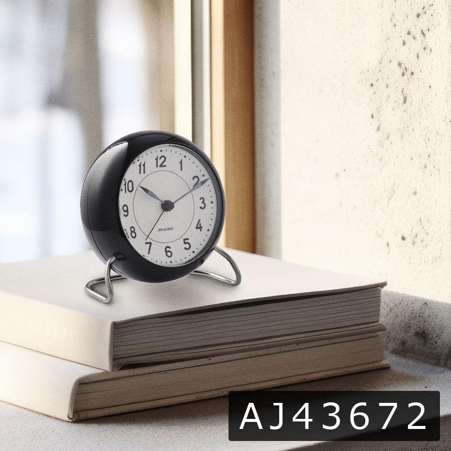 【正規品】アルネ ヤコブセン 時計 テーブルクロック バンカーズ シティーホール ステーション ローマン LK 置き時計 目覚し時計 ARNE JACOBSEN 高級 | ARNE JACOBSEN | 12