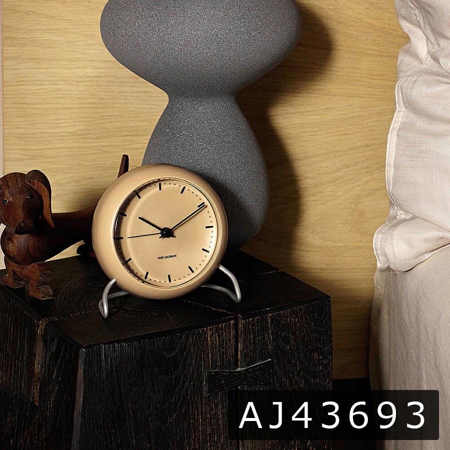 【正規品】アルネ ヤコブセン 時計 テーブルクロック バンカーズ シティーホール ステーション ローマン LK 置き時計 目覚し時計 ARNE JACOBSEN 高級 | ARNE JACOBSEN | 18