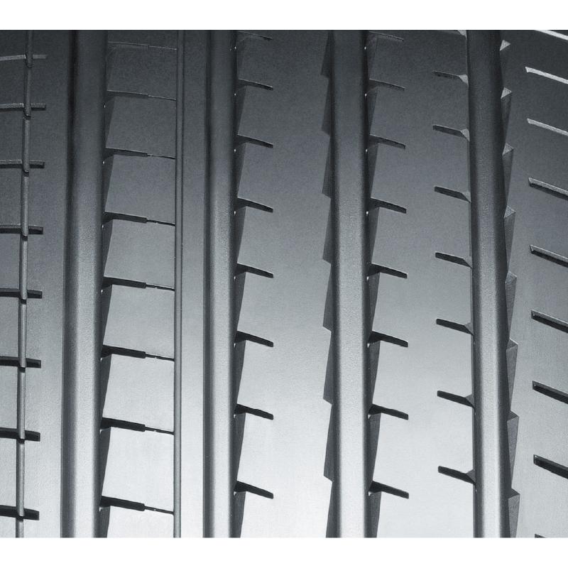ヨコハマタイヤ ＡＤＶＡＮ Ｖ６１ アドバン ２５５/４５Ｒ２２ １０７V Ｖ６１ タイヤ１本価格の画像