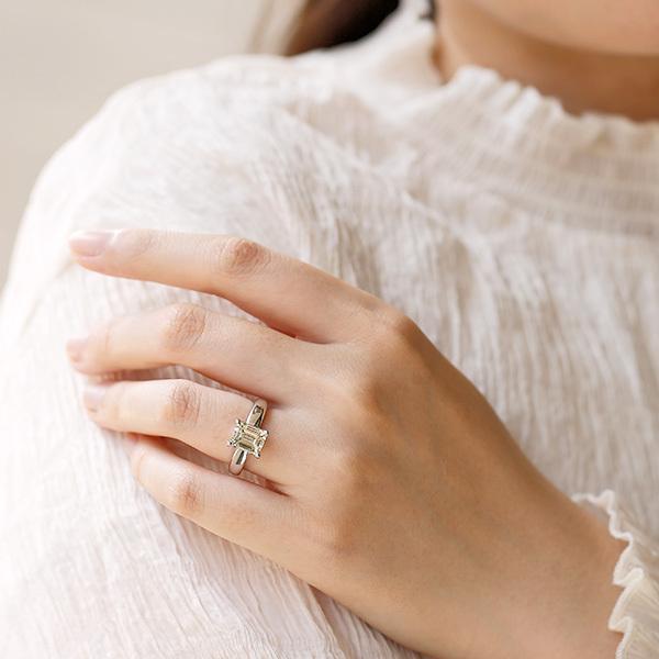 ヴァンドーム青山 ダイヤモンドリング 【トータル0.3カラットup】