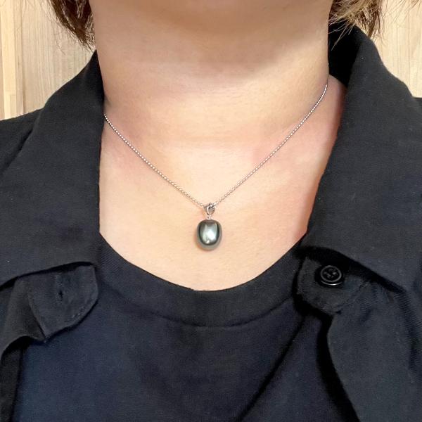 南洋タヒチパール*ペンダントK14/WG K18/K14WGタヒチ黒蝶真珠ペンダントトップ【11mm-12mm】 pkn