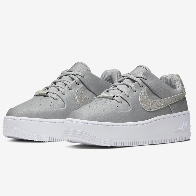ナイキ ナイキ エアフォース 1 セージ Low Nike Air Force 1 メタリックシルバー ホワイト メタリックシルバー Cq7510 017 Afrojack 通販 Yahoo ショッピング