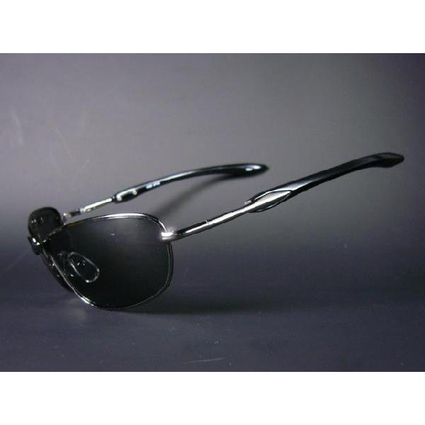 ★完売御礼★【冒険王偏光サングラス】個性でキメる！ハイグレードメタル偏光サングラス色々なスタイルに♪ |  | 03