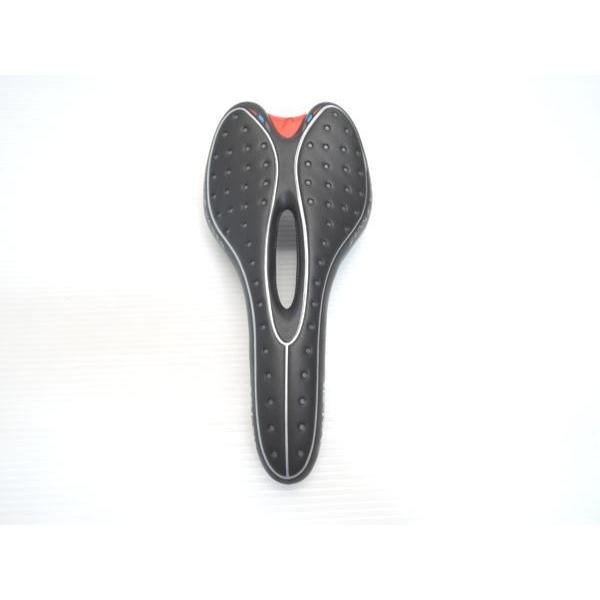 VADER サドル クッション 穴あき ロードバイク、マウンテンバイク、クロスバイク、スポーツ車 自転車 |  | 01