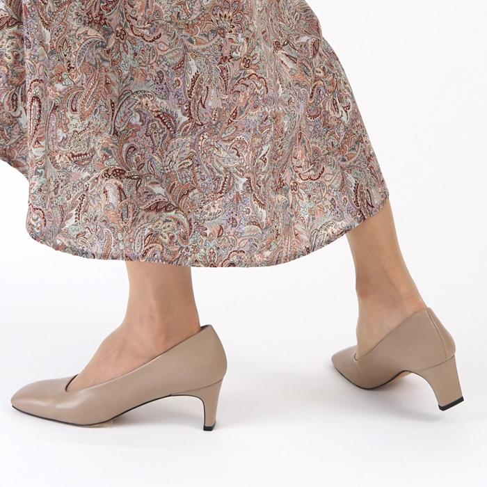 ATELIER BRUGGE（アトリエブルージュ） パンプス 痛くない スクエア