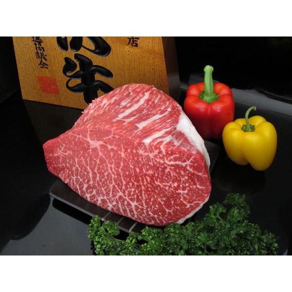 最高級熟成米沢牛 A5等級メス モモ肉 ブロック 約500g (重さは数量で調整 例:2 = 約1kg)｜agmarket