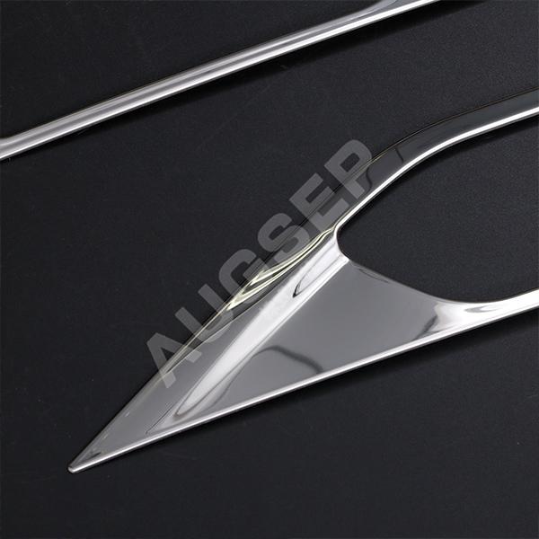 特価]日産 リーフ ZE1 2017年10月〜 フロントフォグカバー