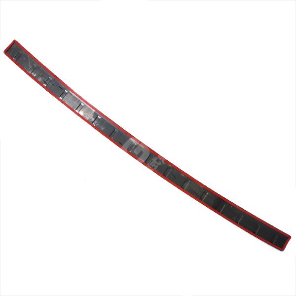 セレナ C28 2022年12月〜 ラゲッジステップガード バックドア